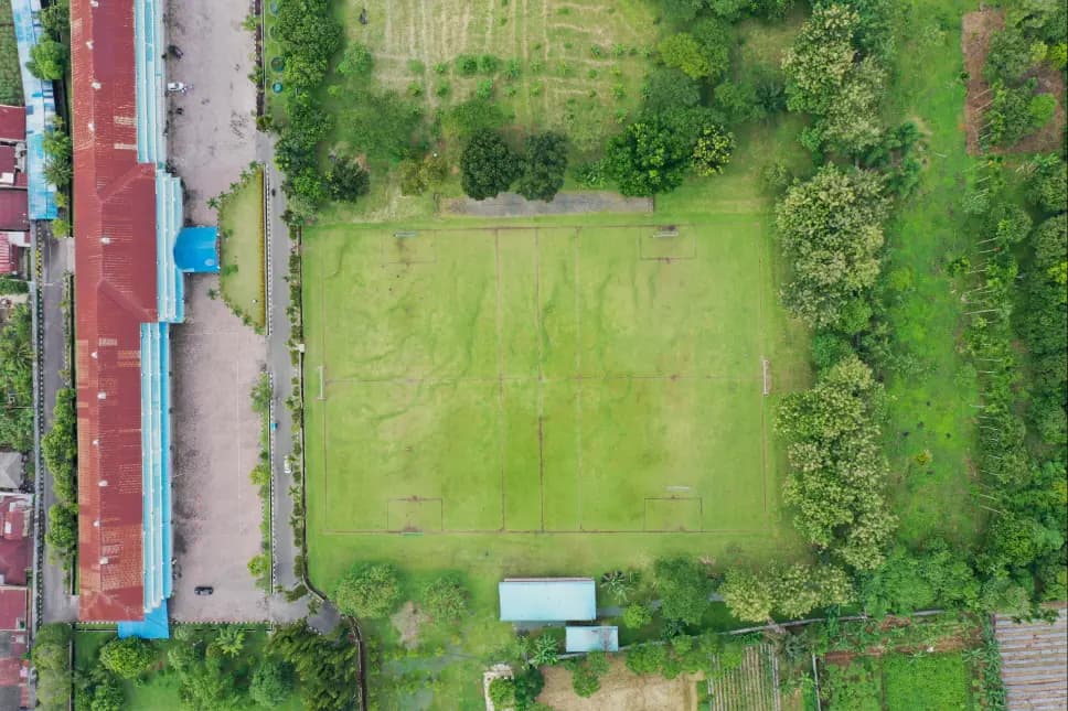 Lapangan Sepakbola